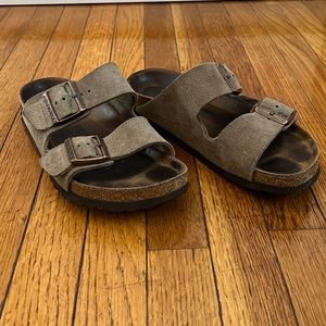 Birkenstock Arizona suede leather, taupe color sz 38